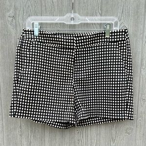 NWT British Khaki Black and White Polka Dot Dress Shorts Size 6